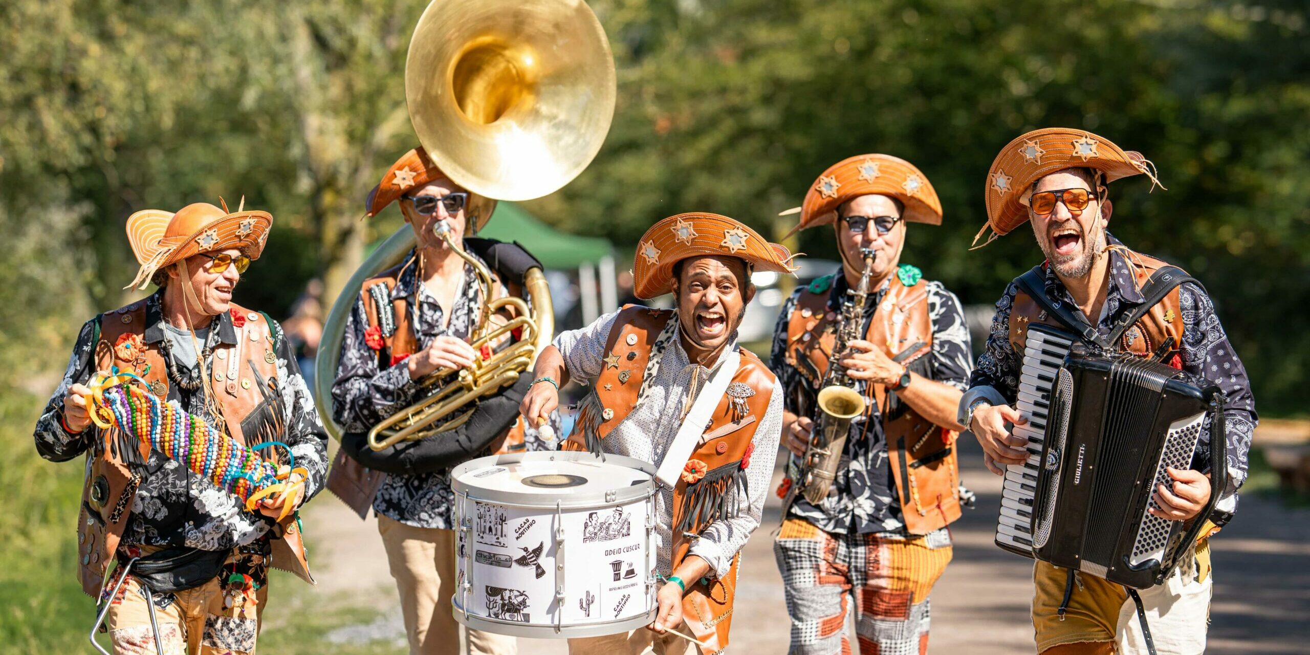 Fanfare VOA VOA